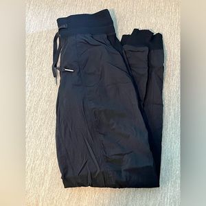 Lululemon size 2 joggers